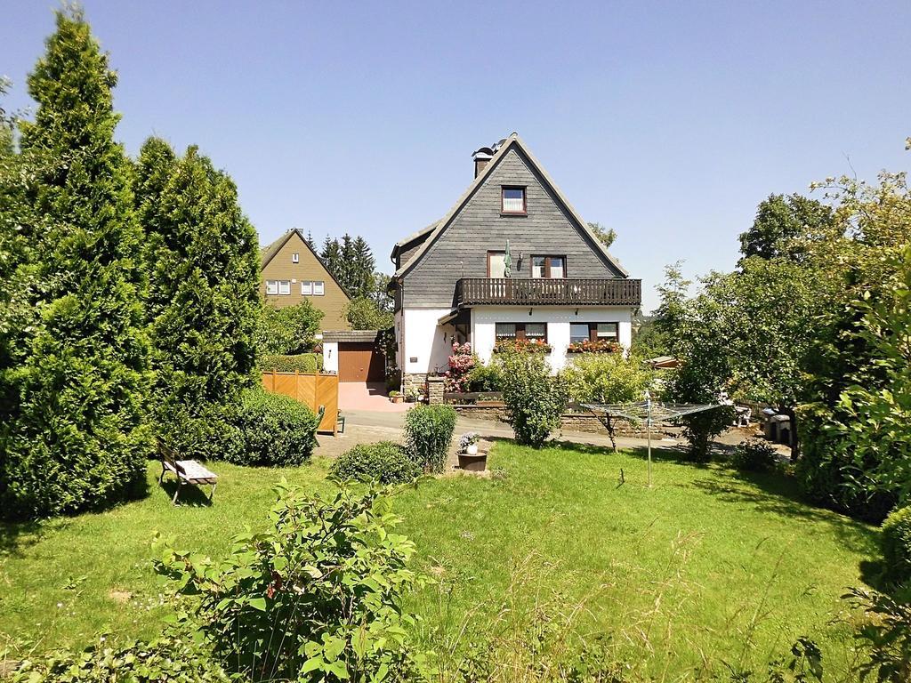 Apartment In Langewiese Sauerland With Garden Winterberg Esterno foto
